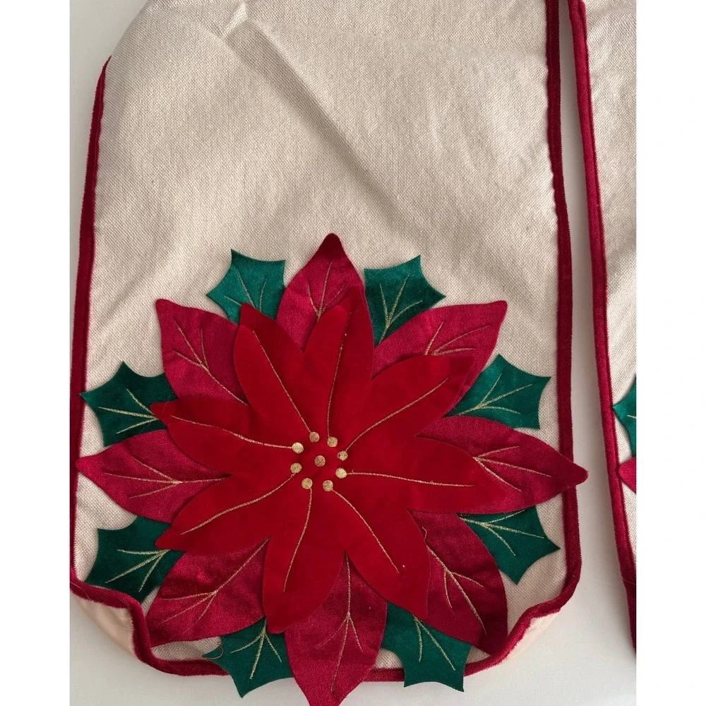 Christmas Poinsettia Table Runner Burgundy Red Green Beige Woven 13